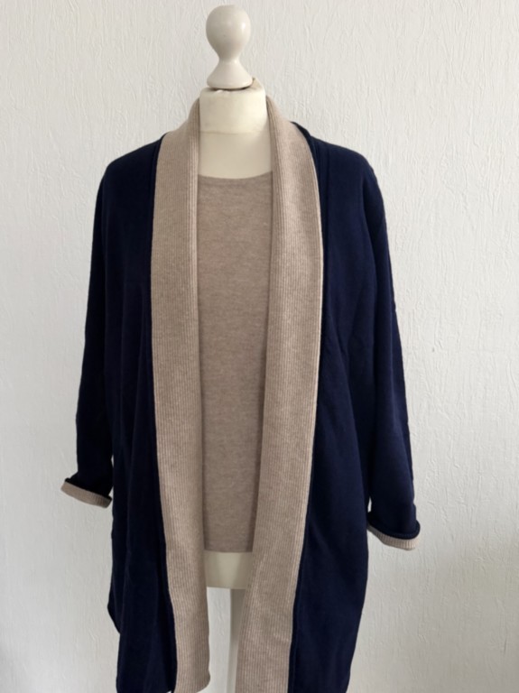 coloris Marine sable gilet col chale 100% cachemire réversible