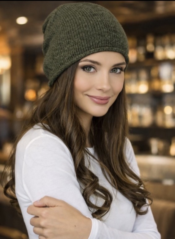 coloris kaki bonnet femme 100% cachemire Italie